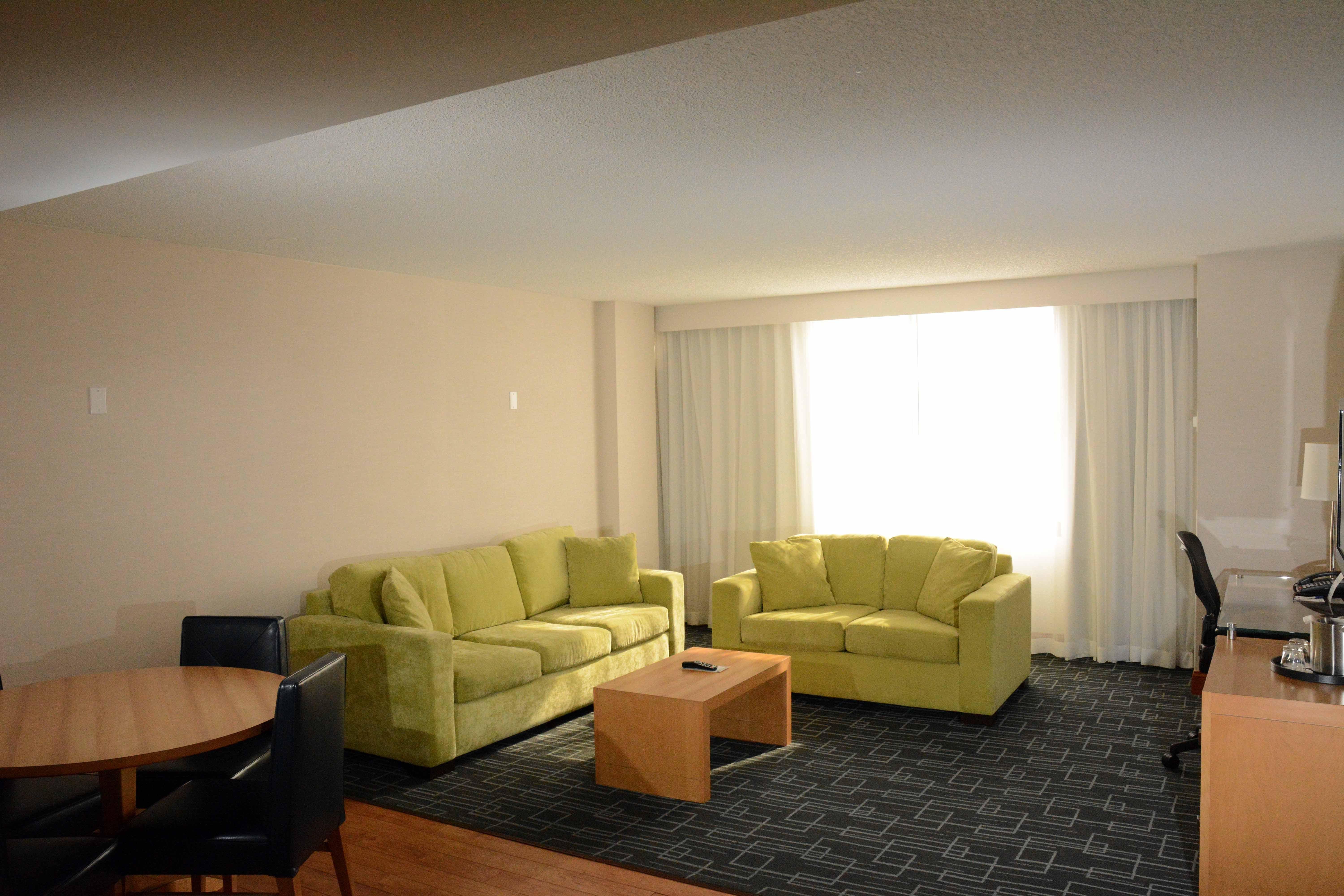 Holiday Inn Express Stamford, An Ihg Hotel Exterior photo