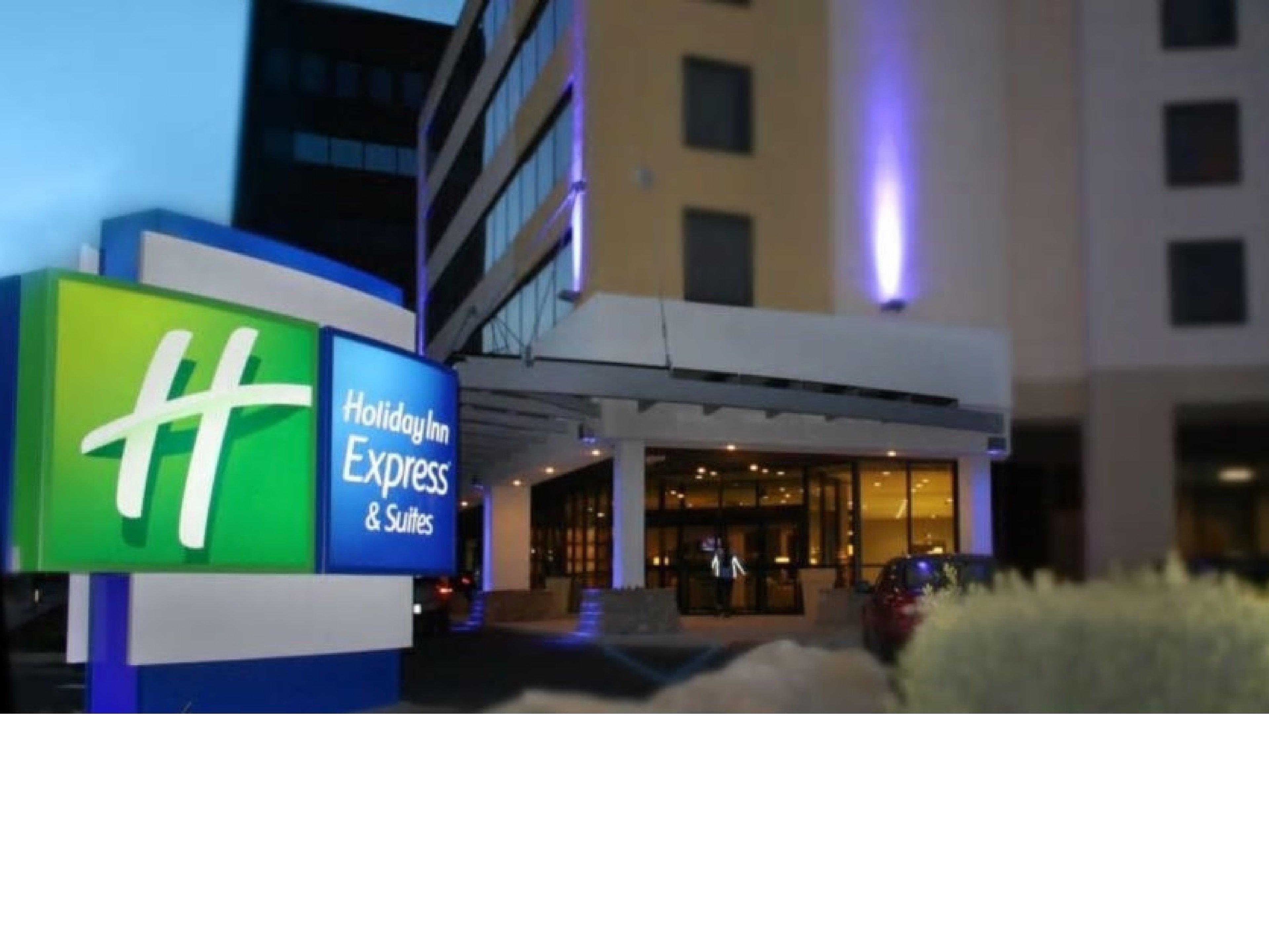 Holiday Inn Express Stamford, An Ihg Hotel Exterior photo